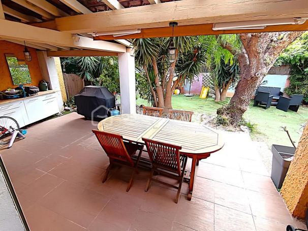 A louer MAISON  5 PIECES 94 M2 BORD DE MER TOULON