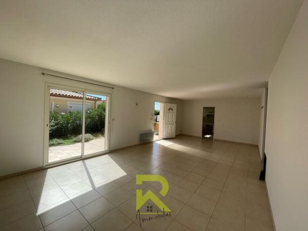 A louer MAISON  5 PIECES 124 M2 BORD DE MER VIAS