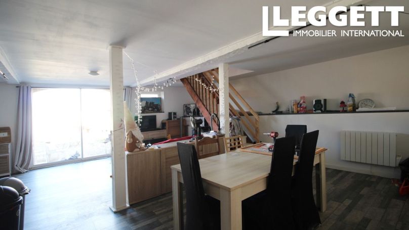 A louer MAISON  DE MAîTRE  MATHA