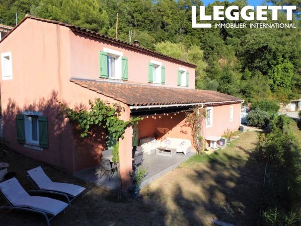 A louer MAISON  4 PIECES 114 M2  BAGNOLS EN FORET