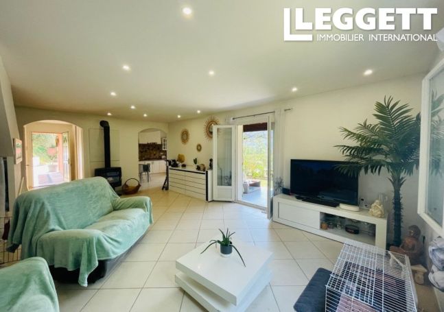 A louer MAISON  4 PIECES 114 M2  BAGNOLS EN FORET