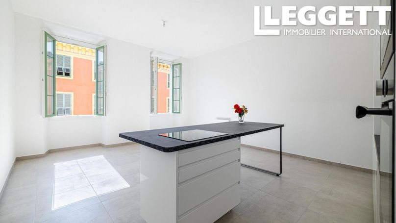 A louer APPARTEMENT T3 60 M2 BORD DE MER NICE