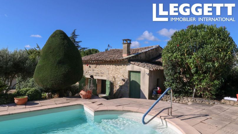A louer MAISON  7 PIECES 210 M2  UZES