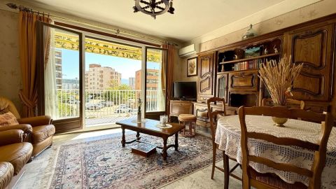 A louer APPARTEMENT T3 71 M2 TERRASSE BORD DE MER AJACCIO