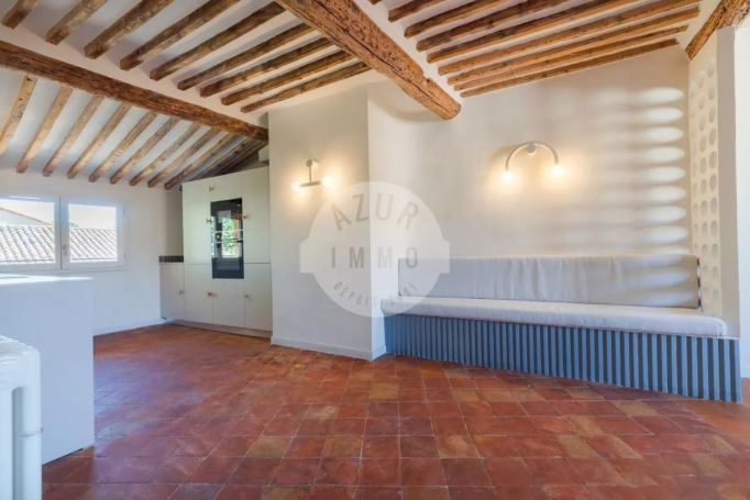 A louer APPARTEMENT T3 65 M2  AIX EN PROVENCE