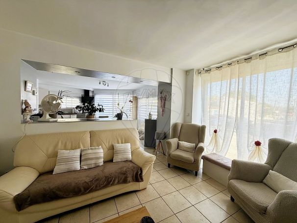 A vendre APPARTEMENT DUPLEX T3 93 M2 PLAGE à PIED SAINT PALAIS SUR MER