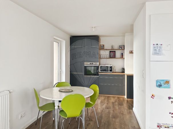 A louer APPARTEMENT T4 101 M2 TERRASSE  NANTES