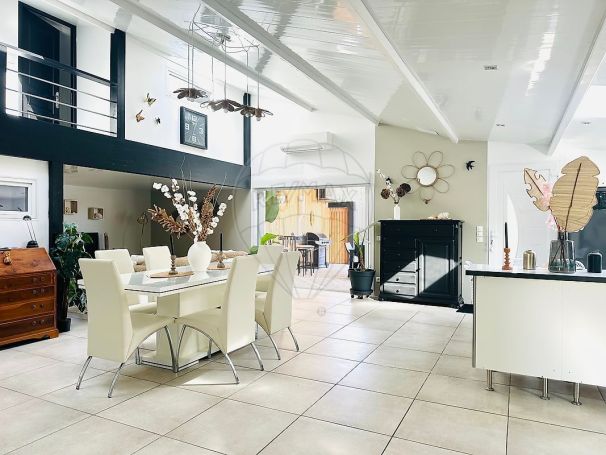 A louer LOFT  5 PIECES 115 M2 BORD DE MER LA TREMBLADE