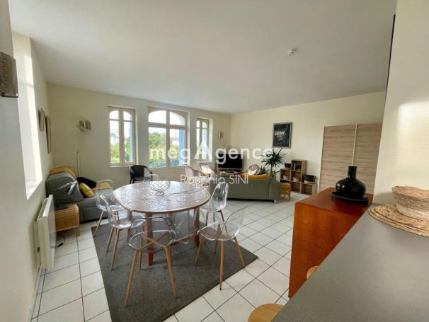 A louer APPARTEMENT T4 93 M2 BORD DE MER LES SABLES D OLONNE