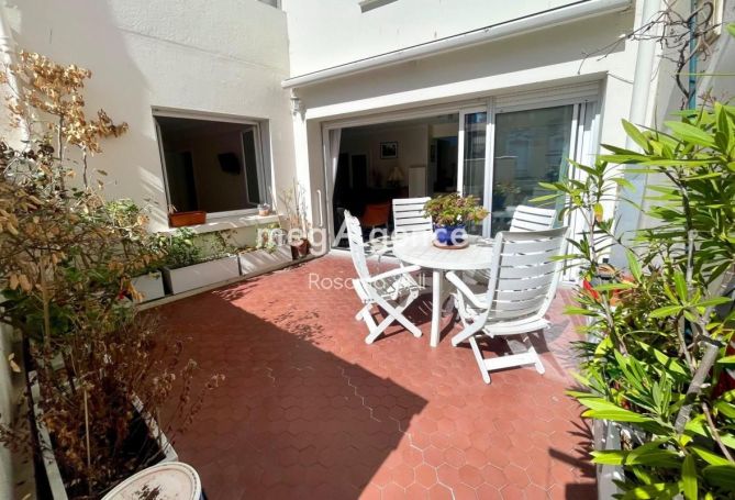 A louer APPARTEMENT T3 62 M2 TERRASSE BORD DE MER LES SABLES D OLONNE