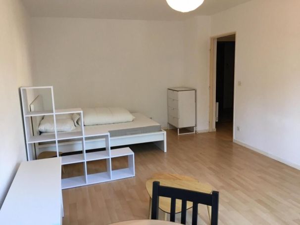 A louer STUDIO  31 M2 TERRASSE  MERIGNAC