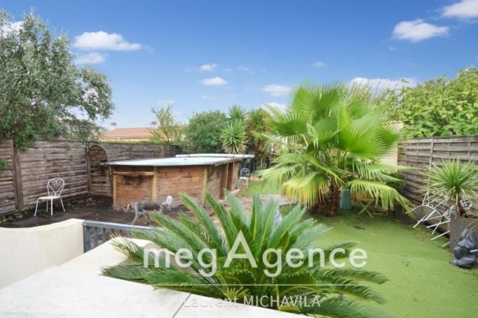 A louer MAISON  7 PIECES 135 M2  LIGNAN SUR ORB
