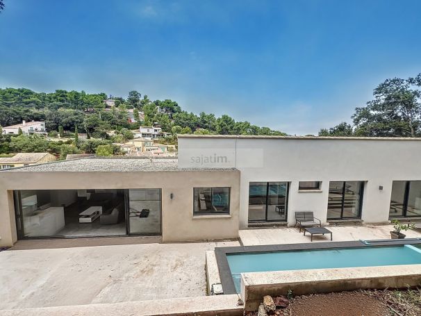 A vendre VILLA CONTEMPORAINE 163 M² PISCINE PROCHE PLAGES La Seyne-sur-Mer