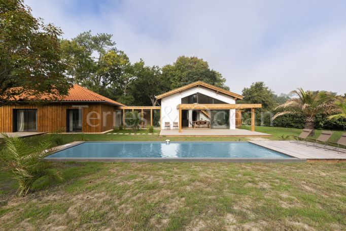 A louer MAISON  CONTEMPORAINE PLAGE à PIED MOLIETS ET MAA