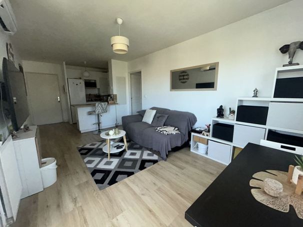 A louer APPARTEMENT T2 39 M2  MARSEILLE 13EME