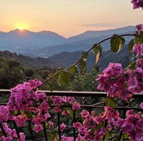 A vendre BellE villa sur 2 niveaux sur les hauteurs de Saint Florent SANTO PIETRO DI TENDA