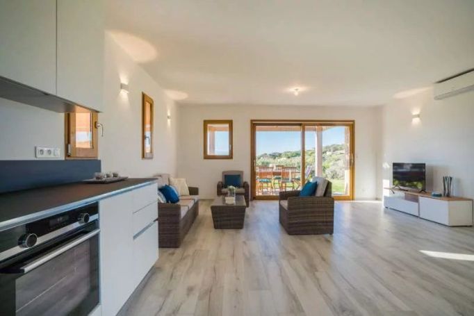 A vendre Magnifique villa  neuve 5 pieces plage de CAVALOA A PIEDS BONIFACIO