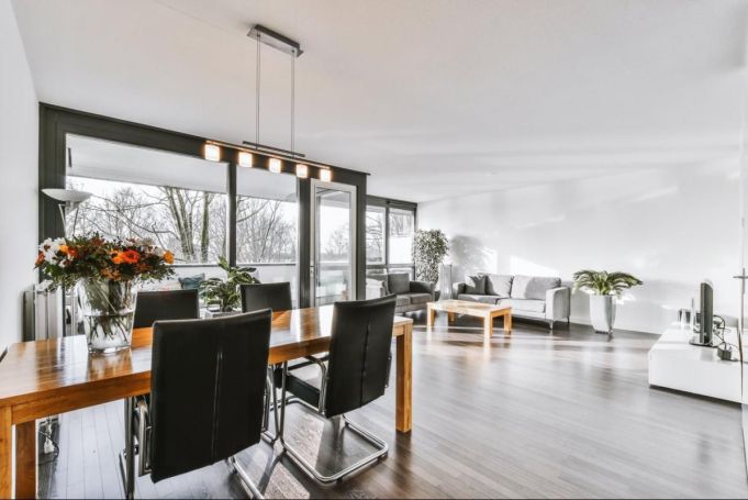 A louer APPARTEMENT T5 155 M2 TERRASSE BORD DE MER LATTES