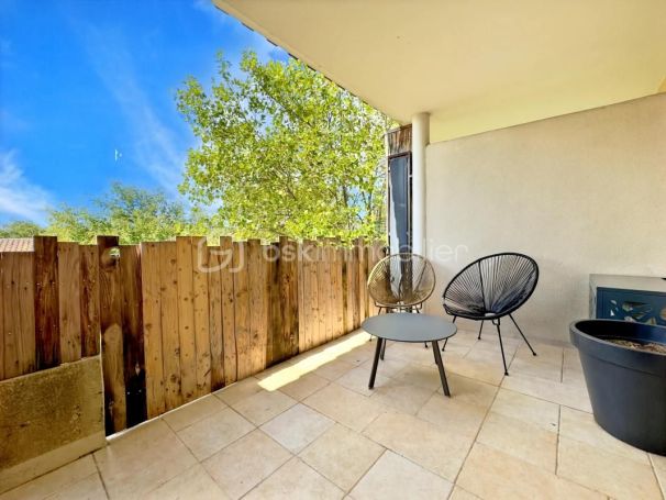 A louer APPARTEMENT NEUF T2 43 M2 TERRASSE  NIMES