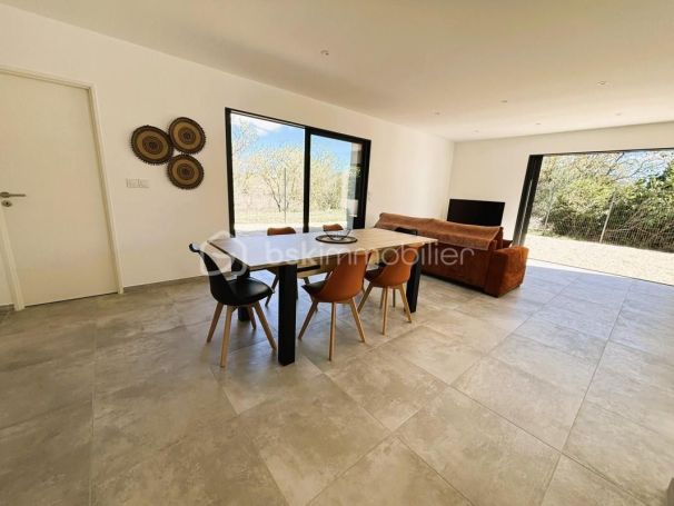 A louer MAISON  4 PIECES 95 M2  POMEROLS