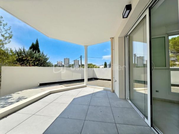 A louer APPARTEMENT NEUF T3 62 M2 TERRASSE  NIMES