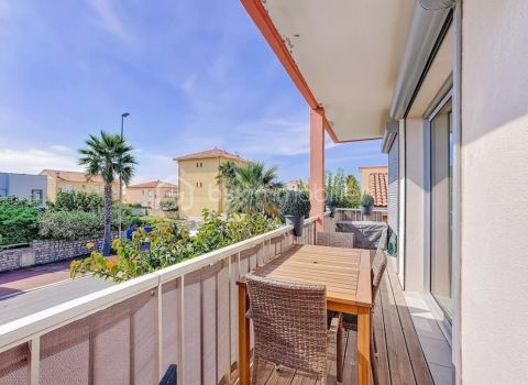A louer APPARTEMENT T3 70 M2 TERRASSE PLAGE à PIED PALAVAS LES FLOTS