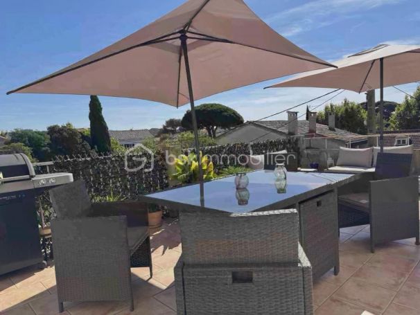 A louer APPARTEMENT T2 57 M2 TERRASSE BORD DE MER LA SEYNE SUR MER