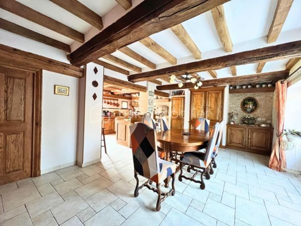 A louer LOFT  11 PIECES 261 M2  BRETTEVILLE SUR LAIZE