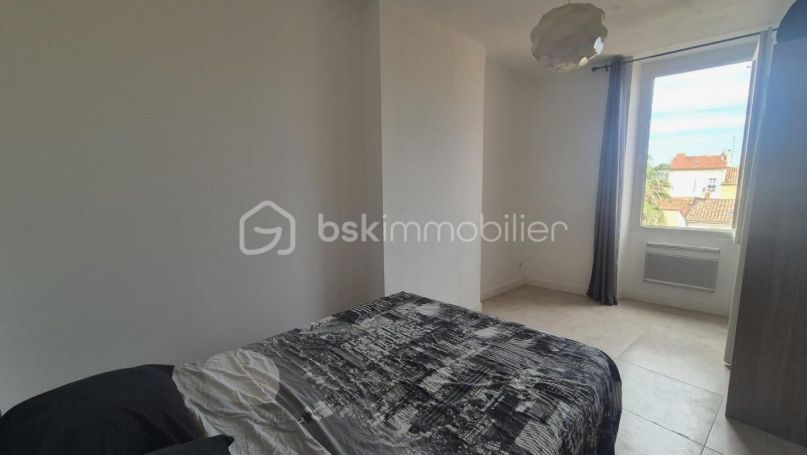 A louer APPARTEMENT T2 30 M2 BORD DE MER LA SEYNE SUR MER