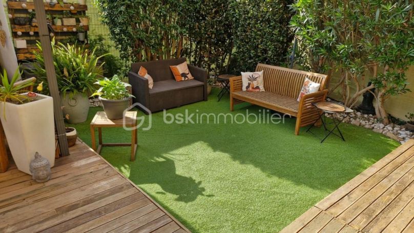 A louer APPARTEMENT T3 60 M2 BORD DE MER MANDELIEU LA NAPOULE