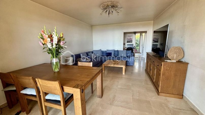A louer APPARTEMENT DE PRESTIGE NEUF T3 80 M2 TERRASSE VUE MER VILLENEUVE LOUBET