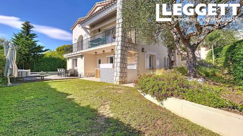 A louer MAISON DE MAîTRE BORD DE MER NICE