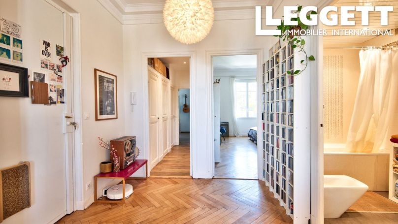 A louer APPARTEMENT T3 84 M2 BORD DE MER NICE