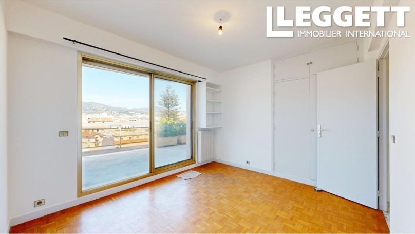 A louer APPARTEMENT T4 TERRASSE BORD DE MER NICE