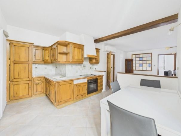 A louer APPARTEMENT T3 62 M2 BORD DE MER AJACCIO
