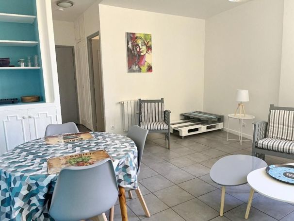 A louer APPARTEMENT T2 51 M2  PEZENAS