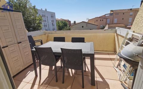 A louer APPARTEMENT T2 24 M2 TERRASSE PLAGE à PIED VALRAS PLAGE