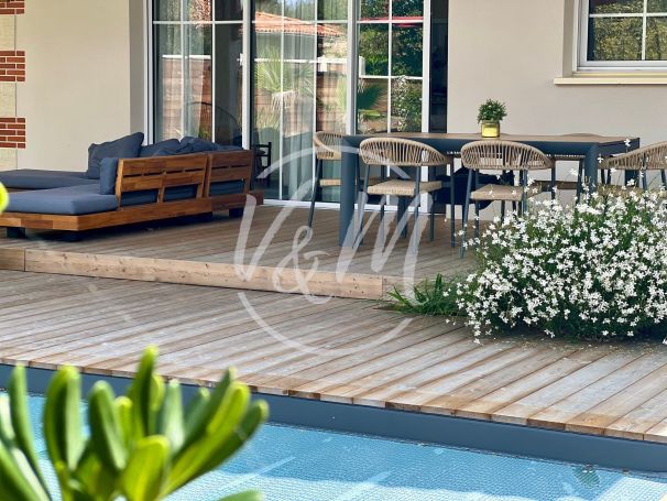 A vendre BELLE CONTEMPORAINE 5 PIECES 138 M² Lacanau