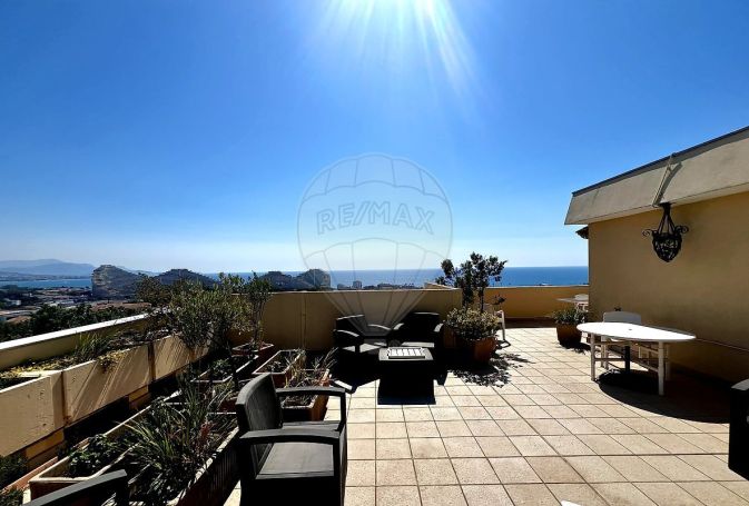 A louer PENTHOUSE DE PRESTIGE T3 109 M2 TERRASSE VUE MER VILLENEUVE LOUBET