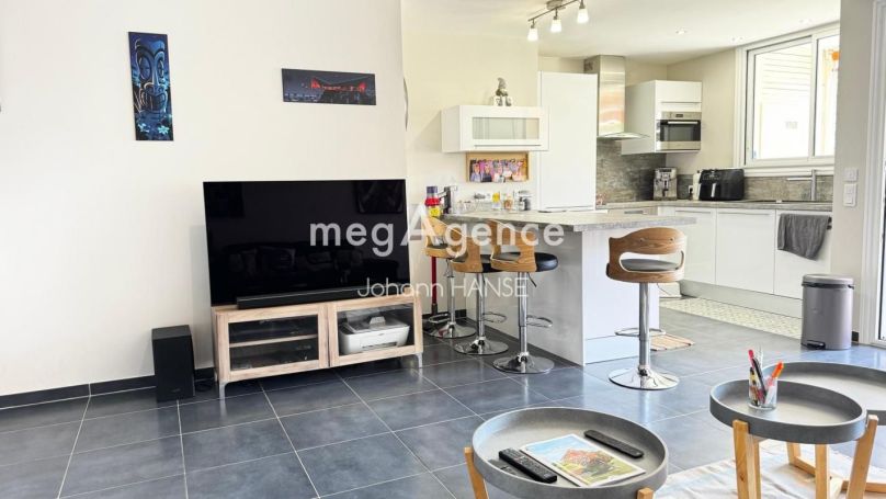A louer APPARTEMENT T3 63 M2 TERRASSE BORD DE MER SAINTE MAXIME
