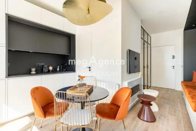 A louer APPARTEMENT T2 25 M2 TERRASSE BORD DE MER LES SABLES D OLONNE