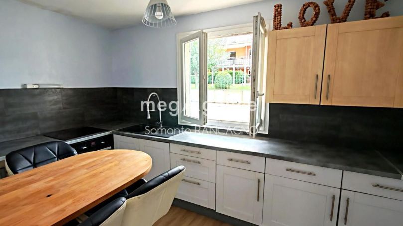 A louer APPARTEMENT T3 74 M2 TERRASSE  DRAGUIGNAN