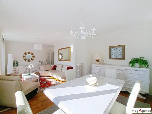 A louer APPARTEMENT T4 87 M2  NANTES