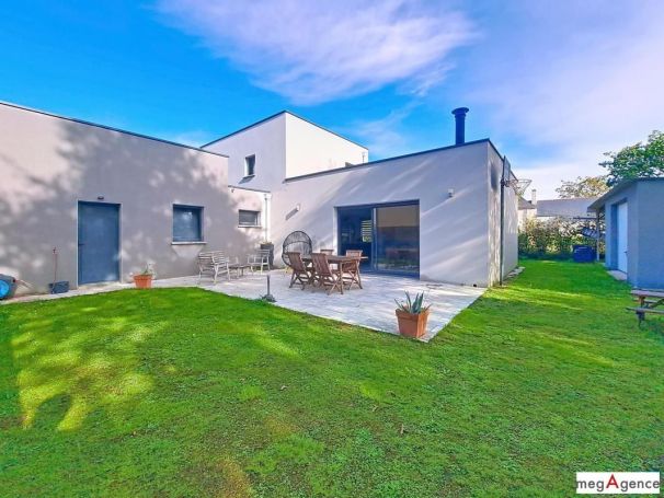 A louer MAISON  CONTEMPORAINE  CORDEMAIS