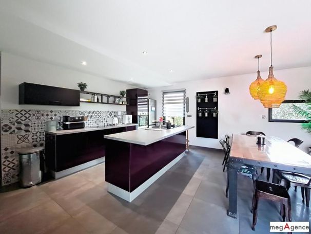 A louer MAISON  CONTEMPORAINE  CORDEMAIS
