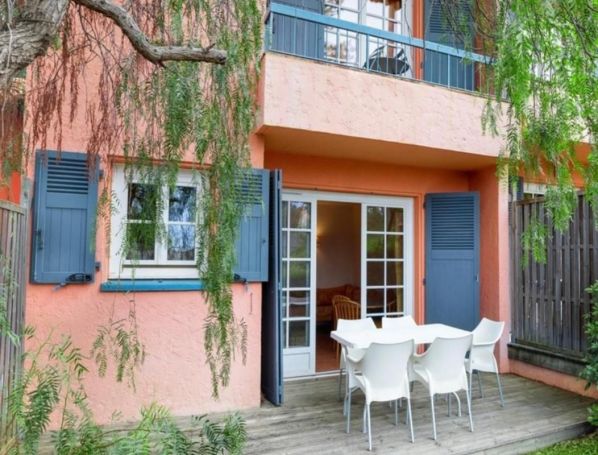 A louer APPARTEMENT T2 36 M2 BORD DE MER SAINT RAPHAEL