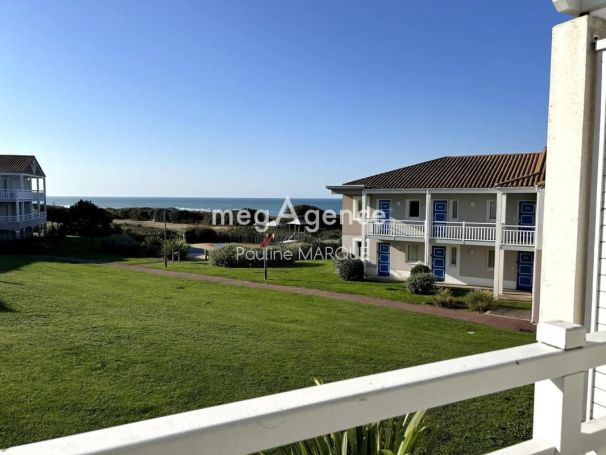 A louer APPARTEMENT T2 31 M2 TERRASSE BORD DE MER CHATEAU D OLONNE