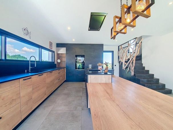 MAISON  CONTEMPORAINE BORD DE MER VILLELONGUE DE LA SALANQUE
