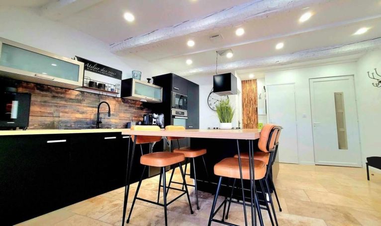 APPARTEMENT DE PRESTIGE T6 196 M2 TERRASSE BORD DE MER LA PALME