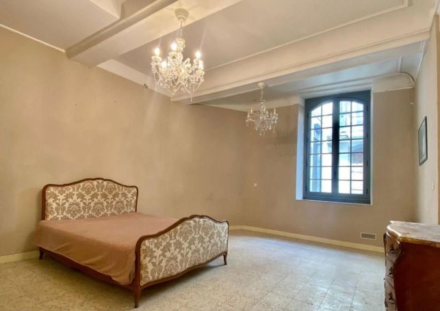 APPARTEMENT T3 80 M2  CARCASSONNE